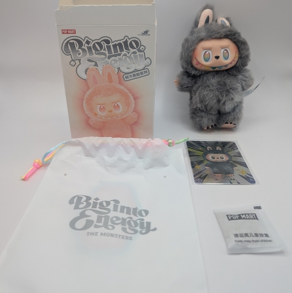 Labubu - Big Into Energy - Secret ID - Picture 4 of 14